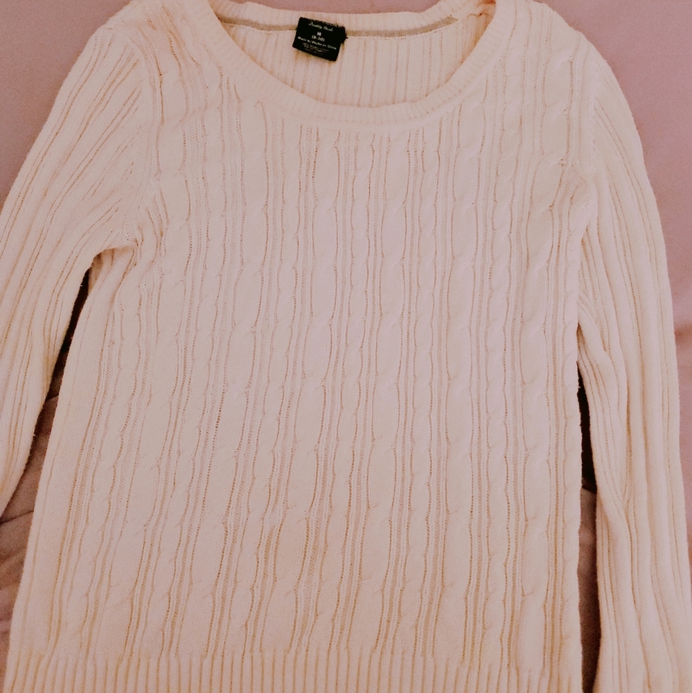 White knit sweater